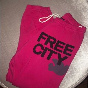 Free city sweatpants